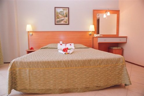 تور ترکیه هتل رویال پالم - آژانس مسافرتی و هواپیمایی آفتاب ساحل آبی